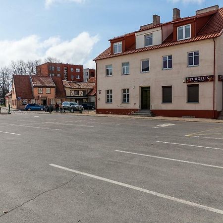 Compact Apartment Near Food Market In The Oldtown Plus Free Parking 클라이페다 외부 사진
